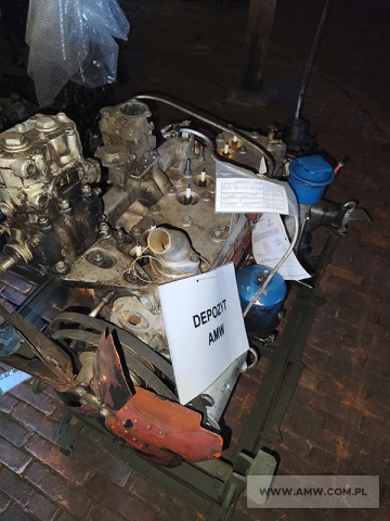 Silnik z osprzętem i skrzynią biegów do pojazdu marki ZIŁ (nr kat. 157KE-100026-A) 