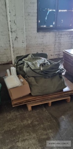 Zestawy medyczne - pakiet zawierający 5 poz. asort. (wg oddzielnego wykazu), w tym: zestaw B-1, B-2 i B-3 