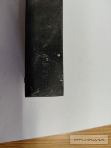 Asortyment służby uzbrojenia i mundurowej - pakiet zawierający 68 poz. asort. (wg oddzielnego wykazu), w tym m.in.: noże wz. 1969 - 6 szt. oraz oznaki stopni - 3 714 szt. (różne rodzaje) 