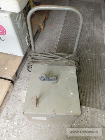 Sprzęt infrastruktury - pakiet zawierający 6 poz. asort. (wg oddzielnego wykazu), w tym: młotowiertarka, wiertarka, kosiarka, spawarka, młot udarowo-obrotowy, świetlówki 