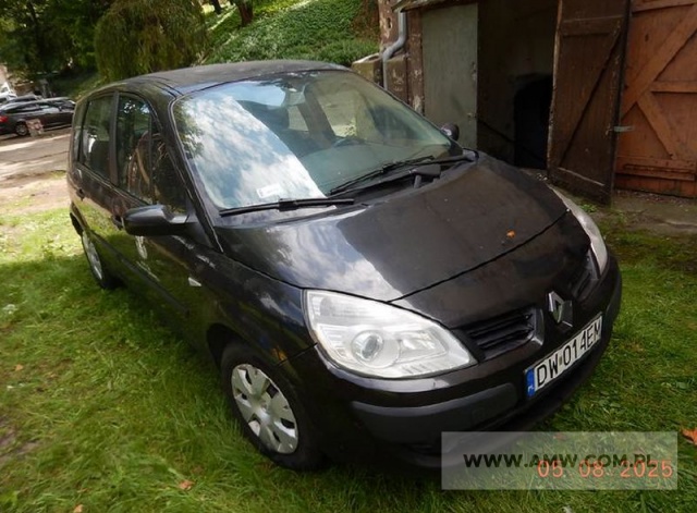 Samochód osobowy Renault Scenic II 1.6 