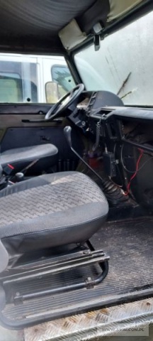 Samochód ciężarowo-osobowy wysokiej mobilności HONKER 2324 