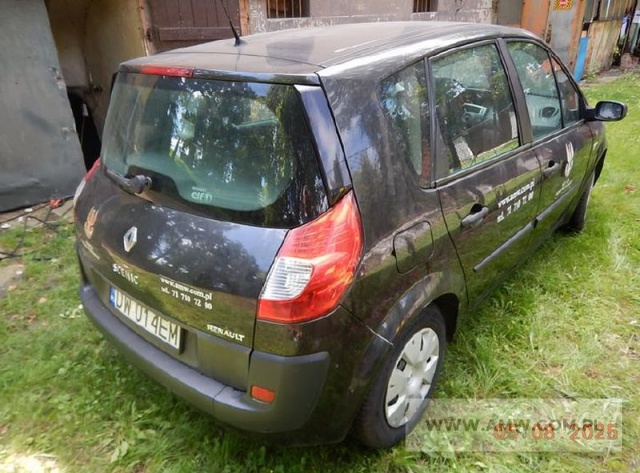 Samochód osobowy Renault Scenic II 1.6 