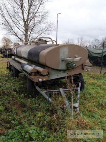 Cysterna paliwowa 4M3 na przyczepie D-46A CP-4 