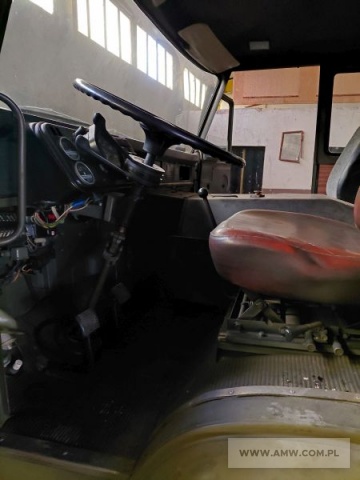 Samochód chłodniczy na podwoziu STAR-200 