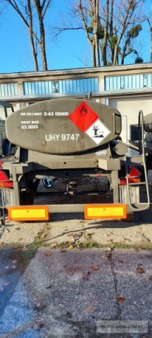 Cysterna paliwowa 4M3 na przyczepie D-46A CP-4 