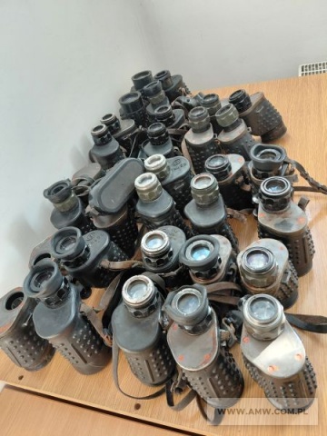 Asortyment optyczno-mundurowy - pakiet zawierający 84 poz. asort. (wg oddzielnego wykazu), w tym m.in.: lornetki - 16 szt., elementy umundurowania - pochewki, oznaki itp. 