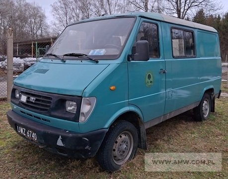 Samochód ogólnego przeznaczenia małej ładowności LUBLIN II 3322 2,4 