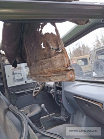 Samochód ciężarowo-osobowy wysokiej mobilności HONKER 2000 typ 2424 (z wciągarką) 