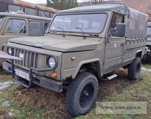 Samochód ciężarowo-osobowy wysokiej mobilności HONKER 2000 typ 2424 (bez wciągarki) 