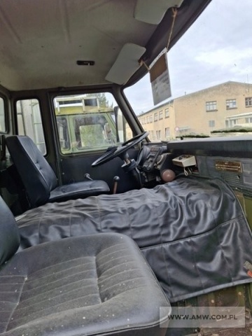 Samochód chłodniczy na podwoziu samochodu STAR-200 