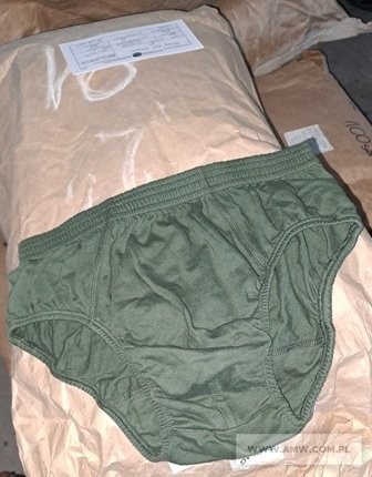 Slipy (łącznie 1.130 szt.) – pakiet zawierający 6 poz. asort., w tym: rozmiar 2 – 130 szt., rozmiar 3 – 600 szt., rozmiar 4 – 30 szt., rozmiar 5 – 370 szt. 