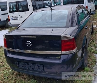 Samochód osobowy OPEL VECTRA II 1,8 