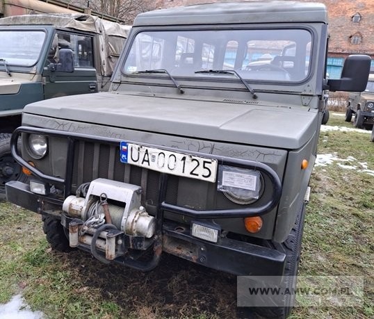 Samochód ciężarowo-osobowy wysokiej mobilności HONKER 2000 typ 2424 (z wciągarką) 