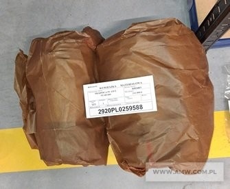Techniczne środki materiałowe do samochodu STAR 660 - pakiet zawierający 30 poz. asort. (wg oddzielnego wykazu), w tym m.in.: głowica z zaworami, pompy wody, prądnice, zestaw panewek 0,75 S47-13-02N075 itp. 