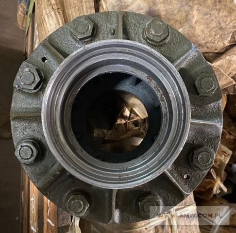 Części zamienne do samochodu STAR 660 - pakiet zawierający 15 poz. asort. (wg oddzielnego wykazu), w tym m.in.: mechanizm różnicowy 408.27.249 - 5 szt.. osłona koła zamachowego S47.11.12X - 29 szt.. piasta koła A66-27-100X - 24 szt.. półoś mostu tylnego lewa 408.27.040.3 - 12 szt. itp. 