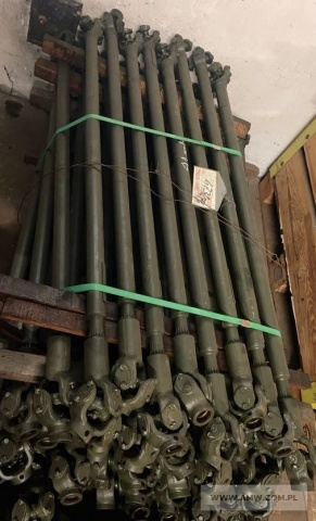 Części zamienne do samochodu STAR 660 - pakiet zawierający 5 poz. asort. (wg oddzielnego wykazu), w tym m.in.: resor tylny kompletny A66-14-50X - 5 szt.. rozrusznik R5BW 823.000.2 - 14 szt... wał napędowy wyciągarki STAR 660 A66-15-001 - 30 szt. itp. 