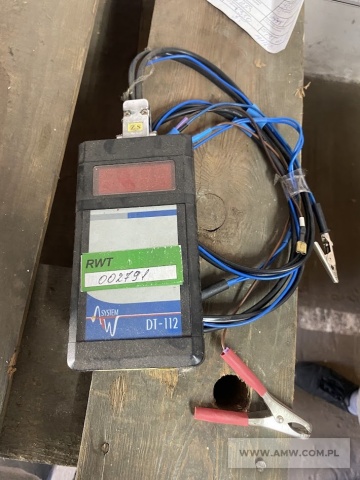 Urządzenia warsztatowe - pakiet zawierający 5 poz. asort. (wg oddzielnego wykazu), w tym: suszarka elektryczna komorowa SKME-4 - 1 szt.. diesel-adapter z obrotomierzem DT-112 - 1 szt.. liniał teleskopowy MESSFIX - 2 szt.. miernik siły nacisku na pedał hamulca MNH-100 - 1 kpl. 
