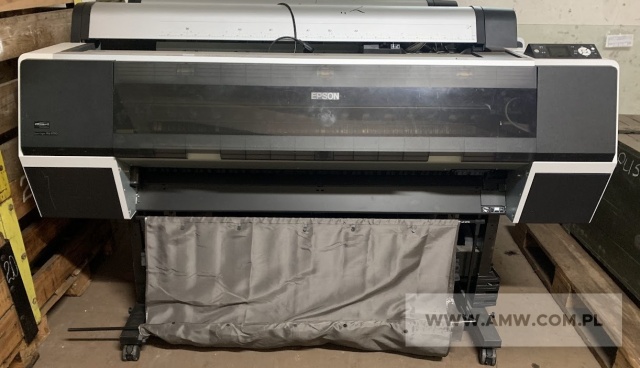 Urządzenia biurowe - pakiet zawierający 4 poz. asort., (wg oddzielnego wykazu), w tym.: ploter EPSON STYLUS/PRO/9700 BB KR N1U1 - 2 szt.. zestaw wideokonferencyjny VTC CISCO CTS-EX90-K9                     - 1 kpl.. telefaks PANASONIC KX-MB773PD - 1 szt. 