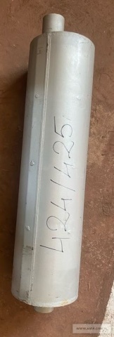 Części zamienne do samochodu STAR 660 - pakiet zawierający 7 poz. asort. (wg oddzielnego wykazu), w tym m.in.: regulator RG-18BW 651.000.00 - 54 szt.. rozdzielacz zapłonu ekranowany 3321.7.000.2                - 21 szt.. zestaw panewek 0,25 S47-13-02N025 - 48 kpl. itp. 