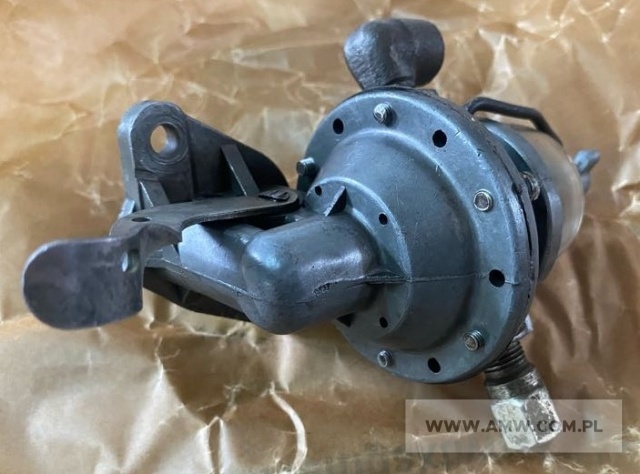 Części zamienne do samochodu STAR 660 - pakiet zawierający 7 poz. asort. (wg oddzielnego wykazu),                 w tym m.in.: pompa paliwowa /A660M1/ 032.00.00.1- 19 szt.. regulator RG-18BW 651.000.0 - 55 szt.. wałek zdawczy skrzyni biegów A25.22.02 - 8 szt.. zestaw naprawczy silnika 0000-8274 - 4 szt. itp. 