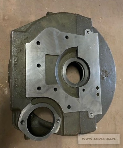 Części zamienne do samochodu STAR 660 - pakiet zawierający 10 poz. asort. (wg oddzielnego wykazu), w tym m.in.: mechanizm różnicowy 408.27.249 - 6 szt.. półoś z przegubami prawa A66.29.14X - 15 szt.. resor przedni A66.14.01X - 21 szt. itp. 