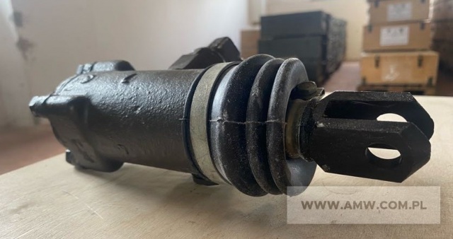 Części zamienne do samochodu STAR 660 - pakiet zawierający 35 poz. asort. (wg oddzielnego wykazu), w tym m.in.: cięgło ręcznego sterowania gazu A66-54-54X - 39 szt.. koło ślimakowe z wałkiem 101.700.000 - 6 szt.. regulator RG-18BW651.000.0 - 55 szt.. zestaw naprawczy silnika 0000-8274 - 4 szt. itp. 