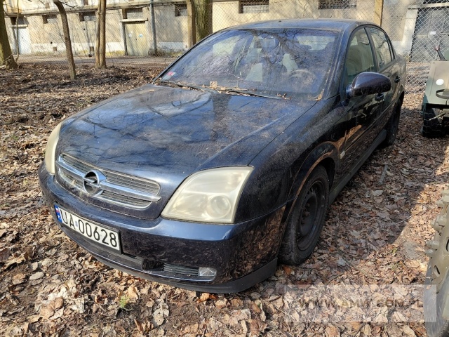 Samochód osobowy OPEL VECTRA 1.8 