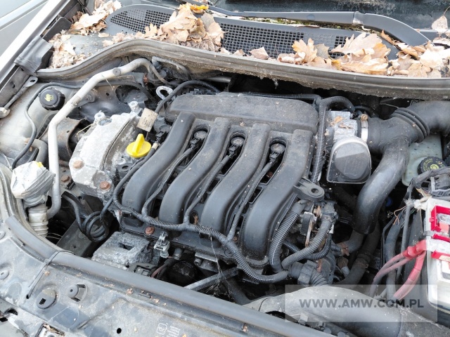 Samochód osobowy RENAULT MEGANE SEDAN 1,6 