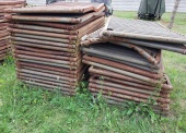 Pokrycie drogowe lekkie PDL (50 płyt z blachy falistej o wymiarach 160 x 100 x 6 cm, obramowanych ceownikiem, waga 1 płyty około 50 kg) 