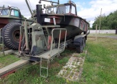 Kuter holowniczy KH-200 na przyczepie 2-os. PKH-200 (ład. 4,2 t) 