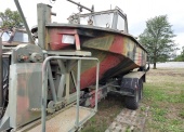 Kuter holowniczy KH-200 na przyczepie 2-os. PKH-200 (ład. 4,2 t) 