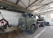 Żuraw samochodowy R-101 na samochodzie JELCZ 325 (udźwig 10 t) 