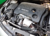 Samochód osobowy OPEL INSIGNIA COSMO 1.6T ECOTEC (powypadkowy, rozbity lewy przód samochodu oraz uszkodzony tylny zderzak) 