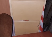 Sprzęt i akcesoria infrastruktury - pakiet zawierający 10 poz. asort. (wg oddzielnego wykazu), w tym m.in.: kasa pancerna WP1-11, butle stalowe, niszczarki itp. 