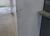 Sprzęt i akcesoria infrastruktury - pakiet zawierający 10 poz. asort. (wg oddzielnego wykazu), w tym m.in.: kasa pancerna WP1-11, butle stalowe, niszczarki itp. 