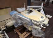 Sprzęt medyczny - pakiet zawierający 10 poz. asort. (wg oddzielnego wykazu), w tym m.in.: UNIT STOMATOLOGICZNY HD2000C, wywoływarka zdjęć RTG DURR DENTAL XR04, autoklawy, lampa bezcieniowa, reduktory tlenowe itp. 