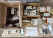 Techniczne środki materiałowe do POLONEZA, URSUSA, ŻUKA, NYSY, STARA 660 i wózka widłowego - pakiet zawierający 38 poz. asort. (wg oddzielnego wykazu), w tym m.in.: cylinderki hamulcowe, paski klinowe, szczotko trzymacz, świece zapłonowe, zestawy naprawcze itp. 