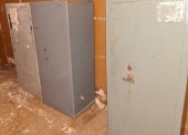 Szafy stalowe na akta (11 szt.) - pakiet zawierający 4 poz. asort., w tym: szafa na akta metalowa 1-drzwiowa klasa A 1600x660x580 mm - 8 szt., szafa na akta metalowa 1-drzwiowa klasa A 1900x910x350 mm - 1 szt., szafa metalowa 2-drzwiowa 1800x1000x600 mm - 1 szt., szafa stalowa na akta 1800x910x350 mm - 1 szt.    
