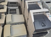 Drukarki biurowe różne - pakiet zawierający 42 poz. asort. (wg oddzielnego wykazu), w tym m.in.: drukarki HP LASER JET - różne, drukarki KYOCERA - różne, urządzenia wielofunkcyjne - różne itp. 