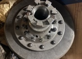 Części zamienne do samochodu STAR 660 - pakiet zawierający 10 poz. asort. (wg oddzielnego wykazu), w tym m.in.: mechanizm różnicowy 408.27.249 - 6 szt.. półoś z przegubami prawa A66.29.14X - 15 szt.. resor przedni A66.14.01X - 21 szt. itp. 