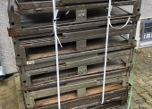 Sprzęt i środki zaopatrzenia logistycznego - pakiet zawierający 2 poz. asort., w tym: drut kolczasty podwójny ocynkowany - 500 kg. pojemnik metalowy paleta XPZ4 - 20 szt. 