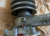Pompy oleju i pompy wody do samochodu STAR 660 (39szt.) - pakiet zawierający 2 poz. asort., w tym: pompa oleju KPL.S47-15-61Z - 25 szt.. pompa wody KPL. 303.16.302 - 14 szt. 