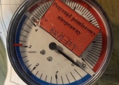 Sprzęt metrologiczny (34 szt.) - pakiet zawierający 27 poz. asort. (wg oddzielnego wykazu), w tym: manometry różnego typu - 28 szt.. termometry różnego typu - 6 szt. 
