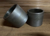 Części zamienne do podnośników typu żuraw (353 szt.) - pakiet zawierający 55 poz. asort. (wg oddzielnego wykazu), w tym m.in.: cylinder hydrauliczny ZSH-6 212-108-00 - 6 szt.. koło zębate napędzające                             OH-250-1012 - 4 szt.. koła linowe (różne rodzaje) - 48 szt.. panewka łożyska 2B 210-519-11 - 27 szt.. hamulec 17-231-41-00 - 3 szt. itp. 