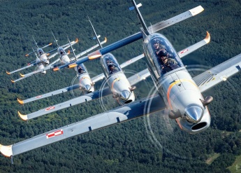 Foto_Radom_Sesja_air2air_Slawek_Hesja_Krajniewski_48702.jpg 