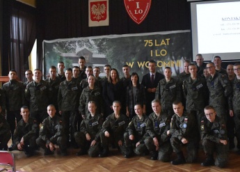 I_Liceum_Ogolnoksztalcace_PUL_Wolomin_fot._OR_AMW_w_Warszawie.jpg 