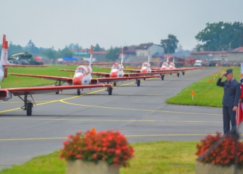 AIR_SHOW_33_fot._Michal_Rozbicki.jpg 