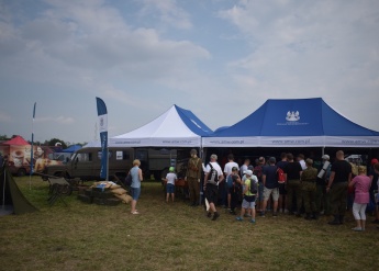 AIR_SHOW_9_fot._Malgorzata_Chwal.JPG 
