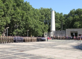 10._swieto_Wojska_Polskiego_w_Gorzowie_Wlkp._fot._Anna_Chodkiewicz.JPG 
